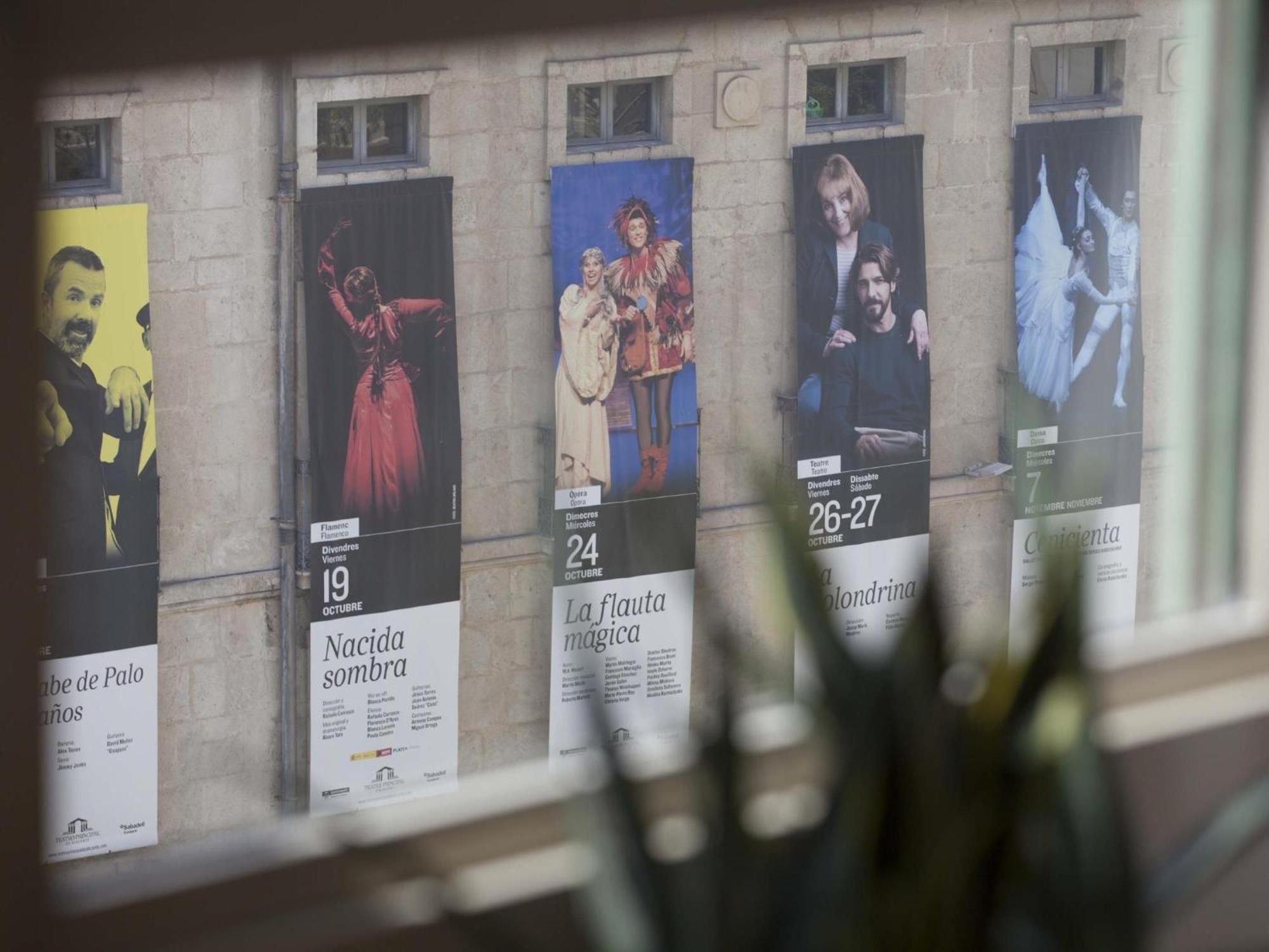 Teatro ~ Alicante Bagian luar foto