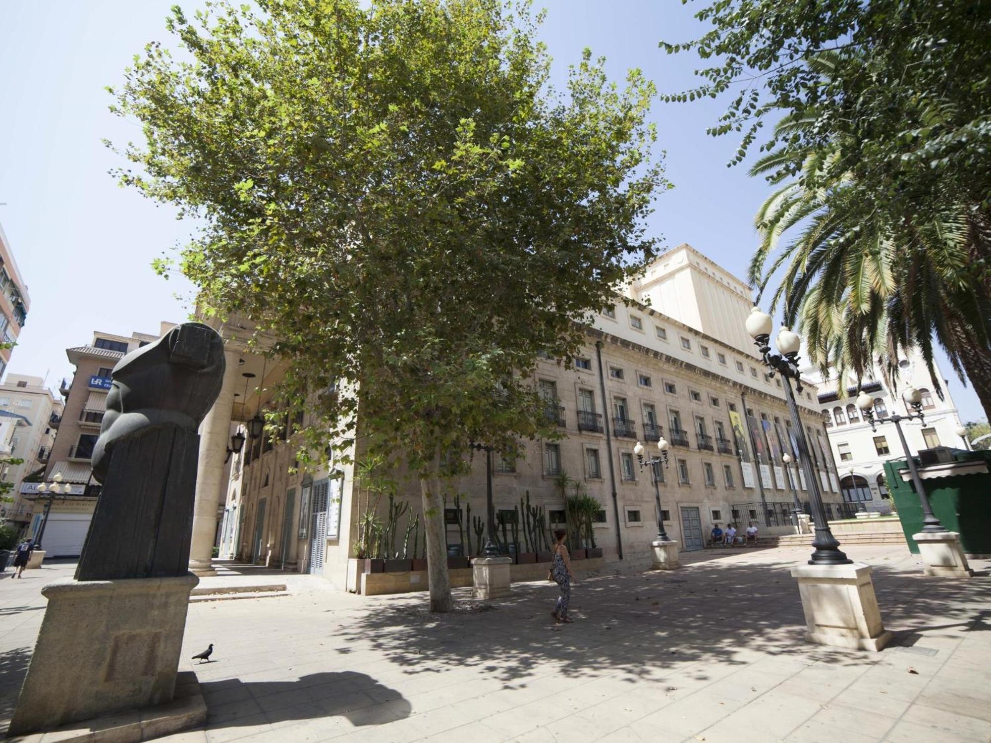 Teatro ~ Alicante Bagian luar foto